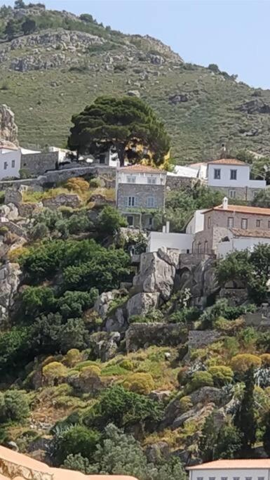 Braxos A Beautiful Rocky Place Đảo Hydra Ngoại thất bức ảnh